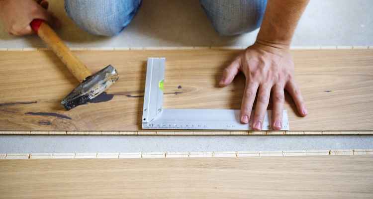 Differences Between Hickory vs. Oak Flooring